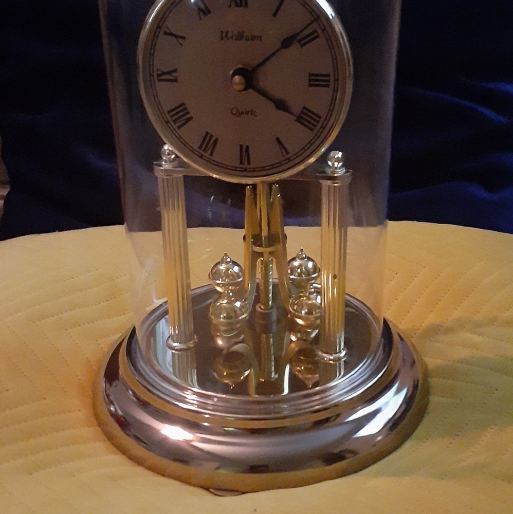 Waltham Quartz Anniversary Clock